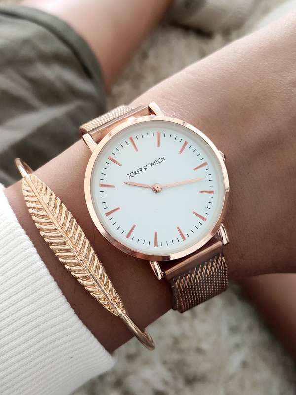 Titan watches outlet under 1000