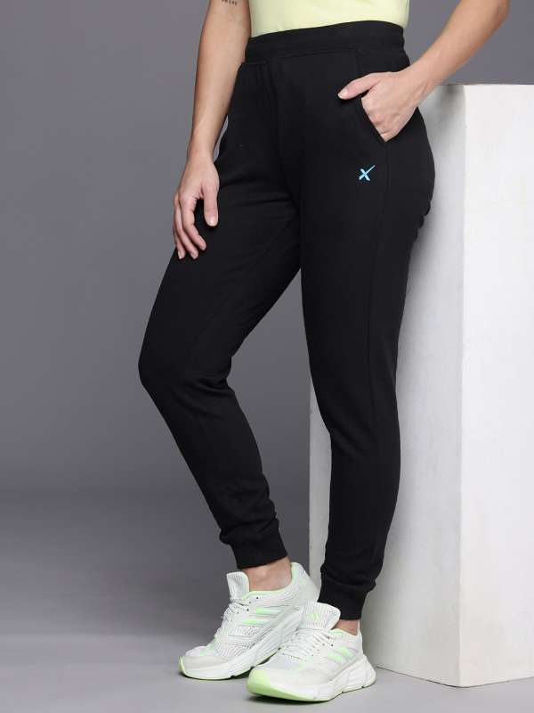 Women's sports track pants 2025