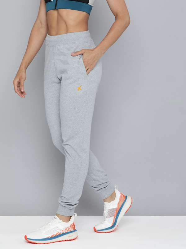 Bay Leaf Solid Women Black Track Pants - Buy Bay Leaf Solid Women Black  Track Pants Online at Best Prices in India