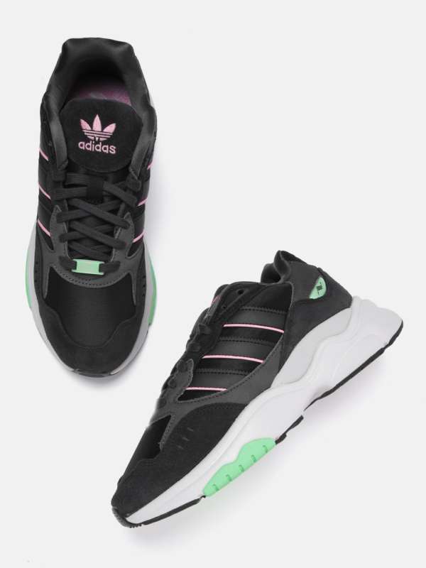 Adidas tubular best sale jabong