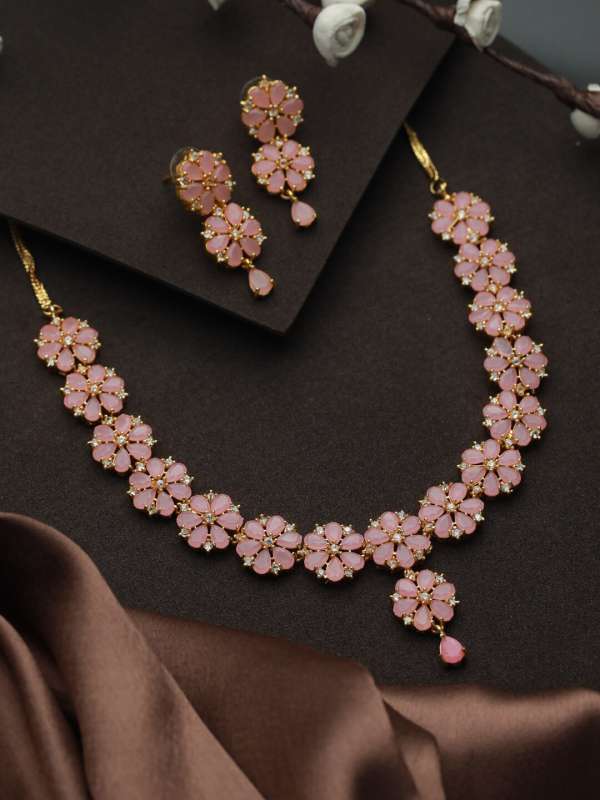 Choker Necklace Set for women & girls, Party wear multi stone & pearl  beaded Round chokar necklace Jewellery Set with Maang Tikka & Earrings  (Pink and