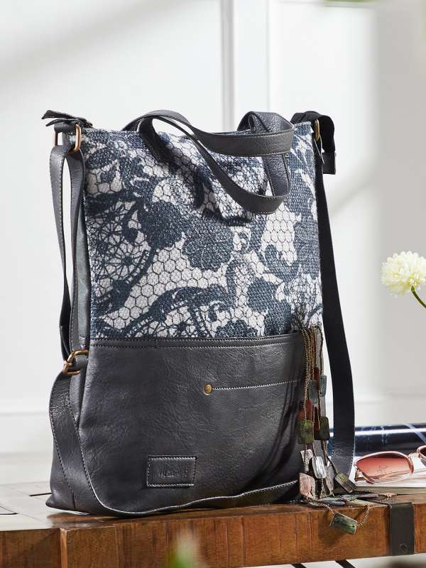 Mona b messenger bag deals