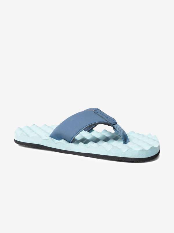 Wildcraft sales flip flops