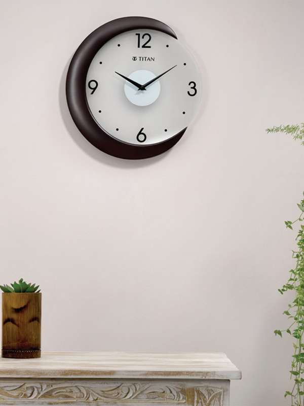 Titan wall clocks online shopping deals