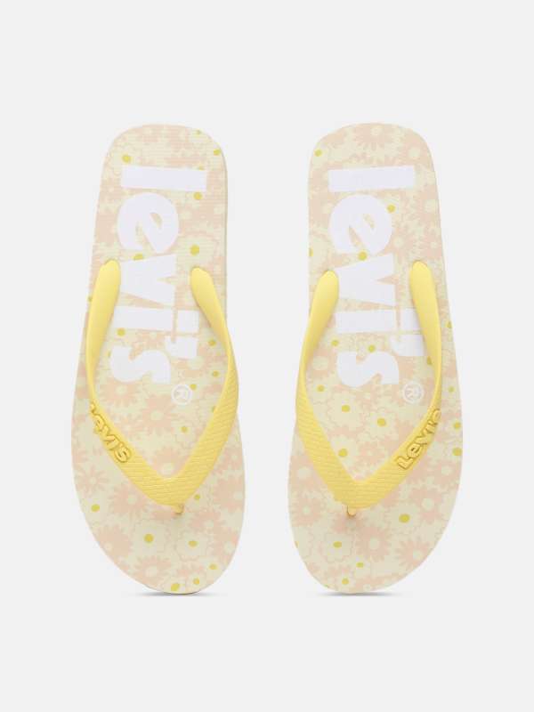 Levi's flip hotsell flops online