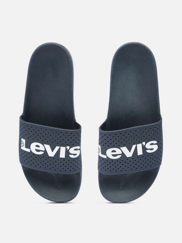 Levi's flip flops online outlet