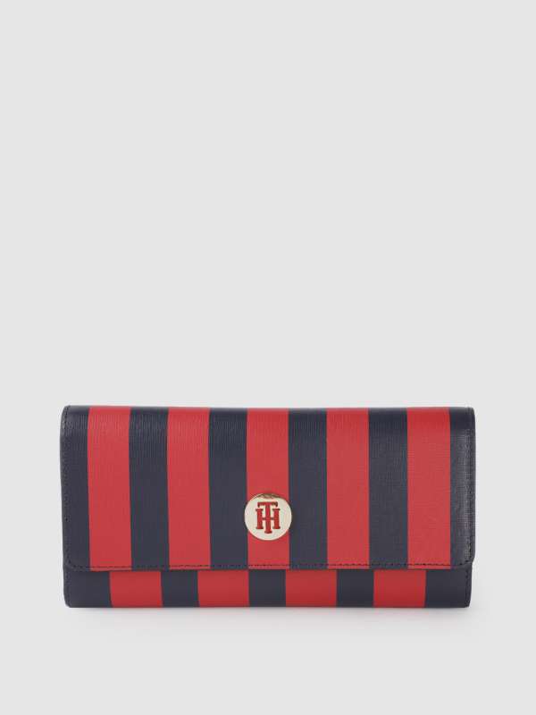 Tommy hilfiger wallets myntra outlet