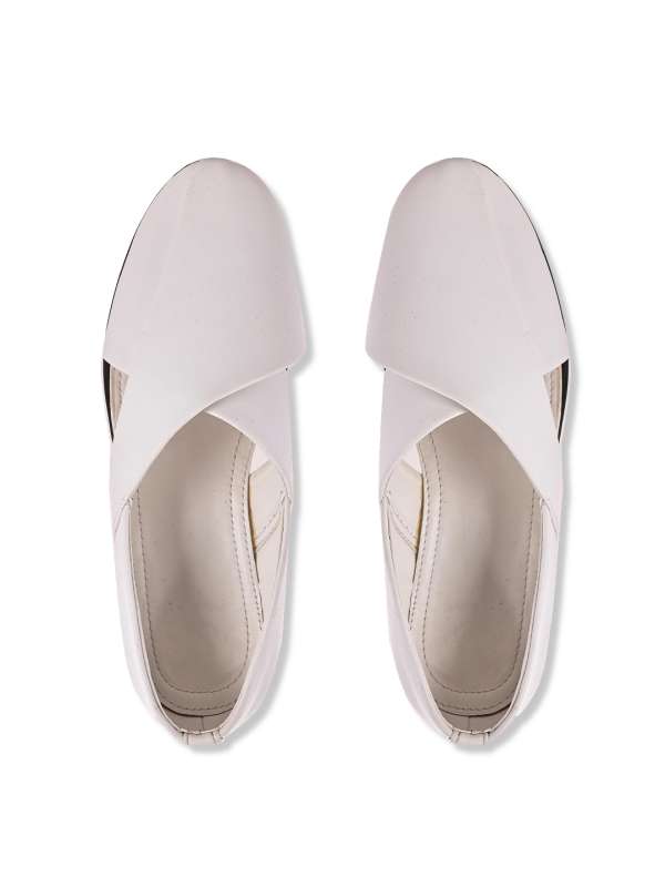 Dc on sale white loafers
