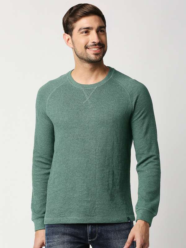 pullover t shirt myntra