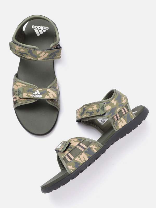 Camo sandals mens deals