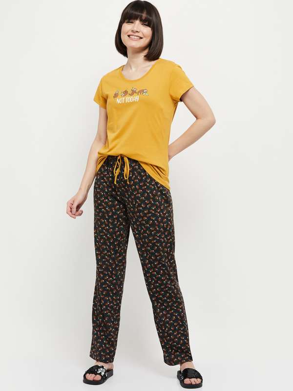 Max night suits online outlet