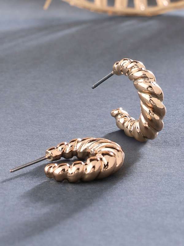 Rose gold hotsell earrings accessorize
