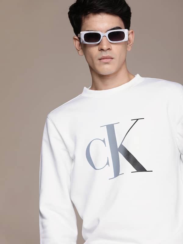 sår Gæsterne åndelig Calvin Klein Sweatshirts - Buy Calvin Klein Sweatshirts online in India