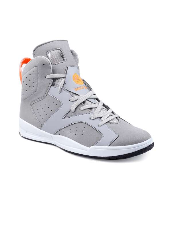 High ankle hot sale shoes myntra