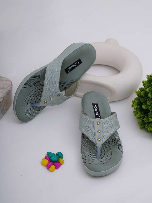 Sandals for girls deals on myntra