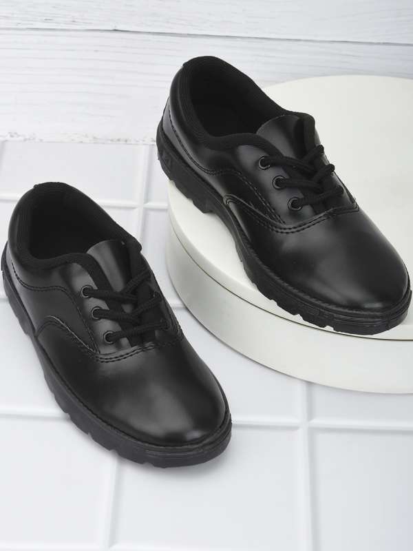 Liberty shoes for boys shop
