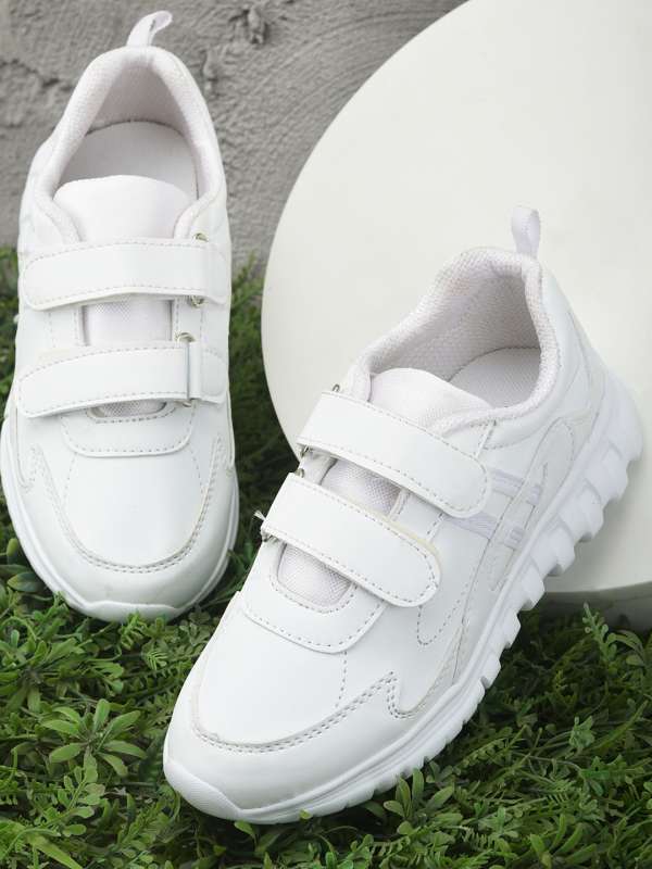 Girls white velcro shoes top