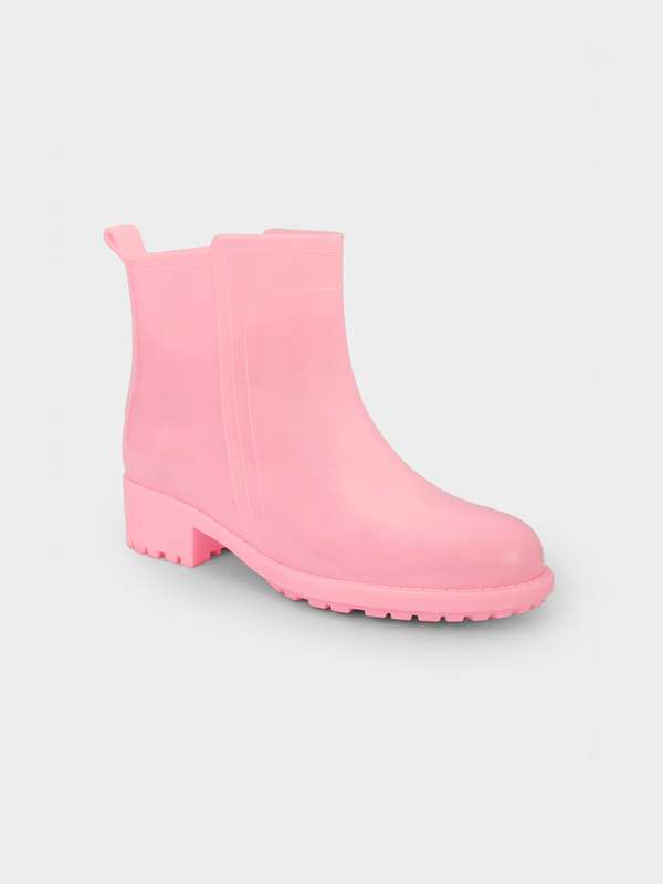 rainy footwear for ladies