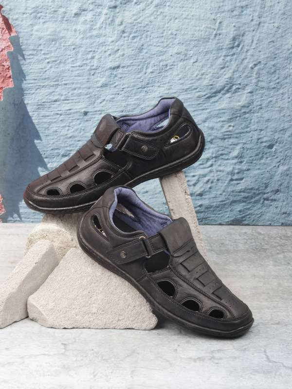 Floaters shoes store