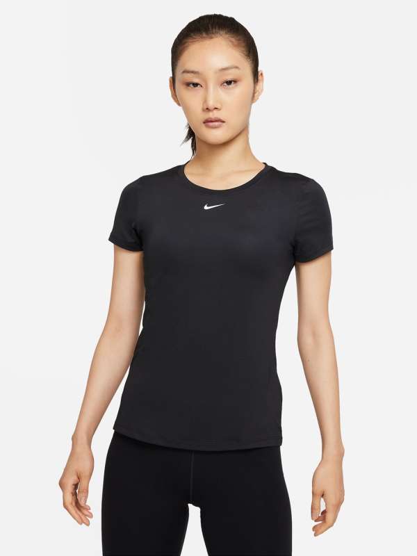 Nike apparel online new arrivals
