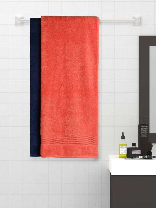 Spaces towel price store