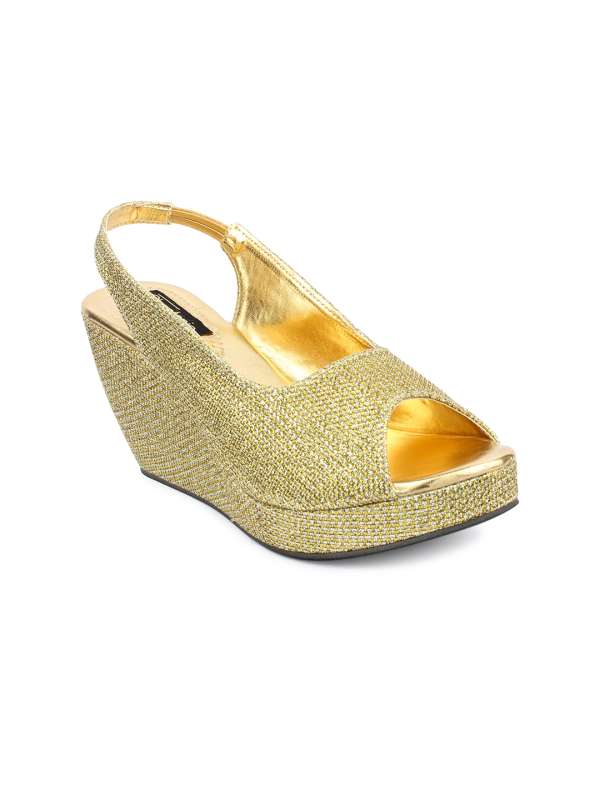 golden heels myntra
