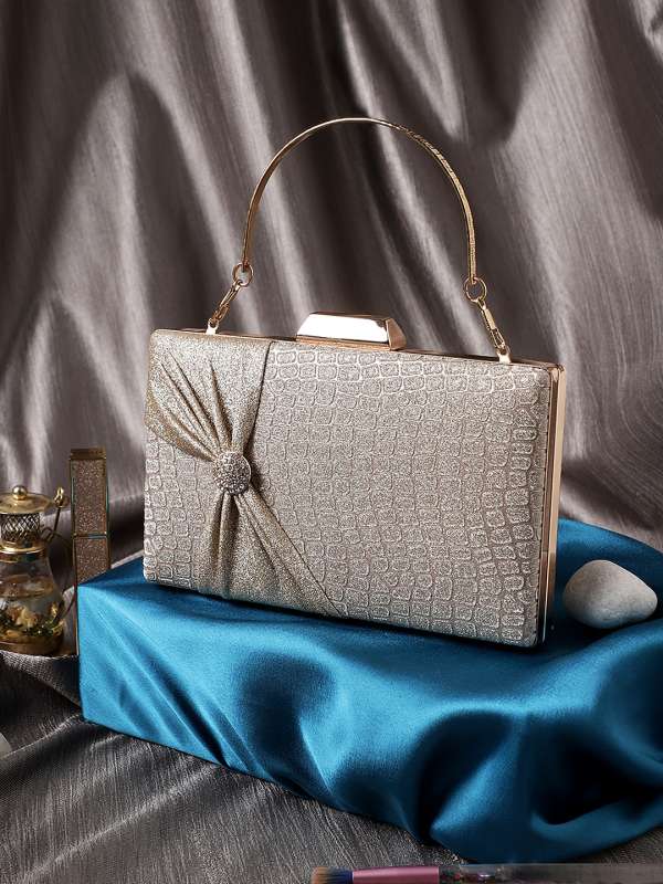 Myntra clutch bags deals