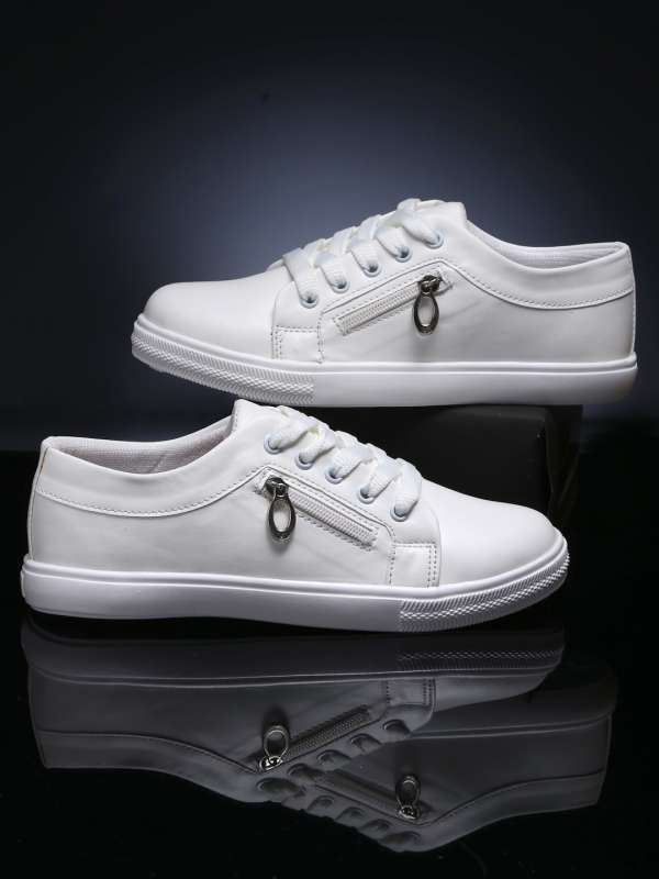 White sneakers for women under 500 2025