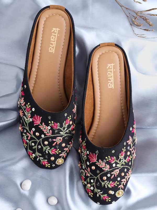 Handcrafted Punjabi Ethnic Jutti for Women  Girls made of Pure Leather  Footwear Mojaris Ballet Flats Traditional Embellished Indian Shoes Ethnic  Mule  Khussa Pink Pearl Studded numeric3 Buy Online at Low