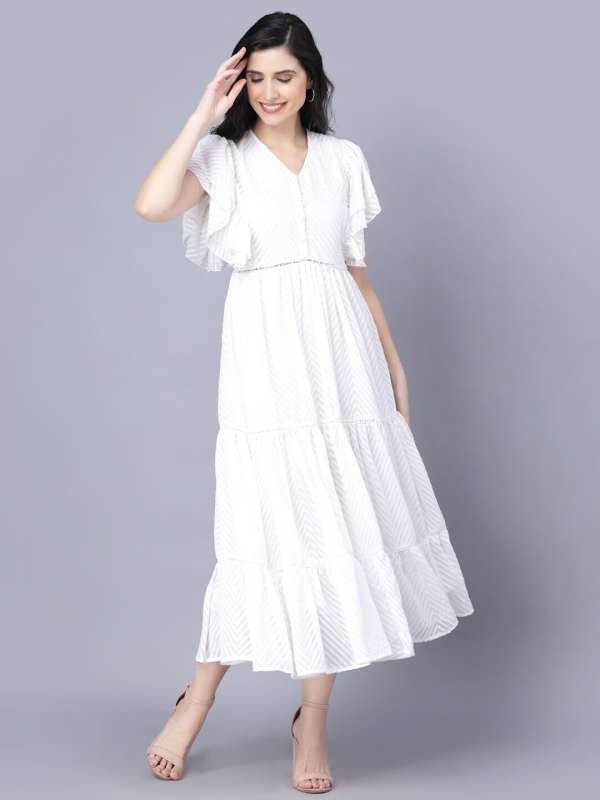 15 Beautiful Models of White Frocks for Women and Kid Girl