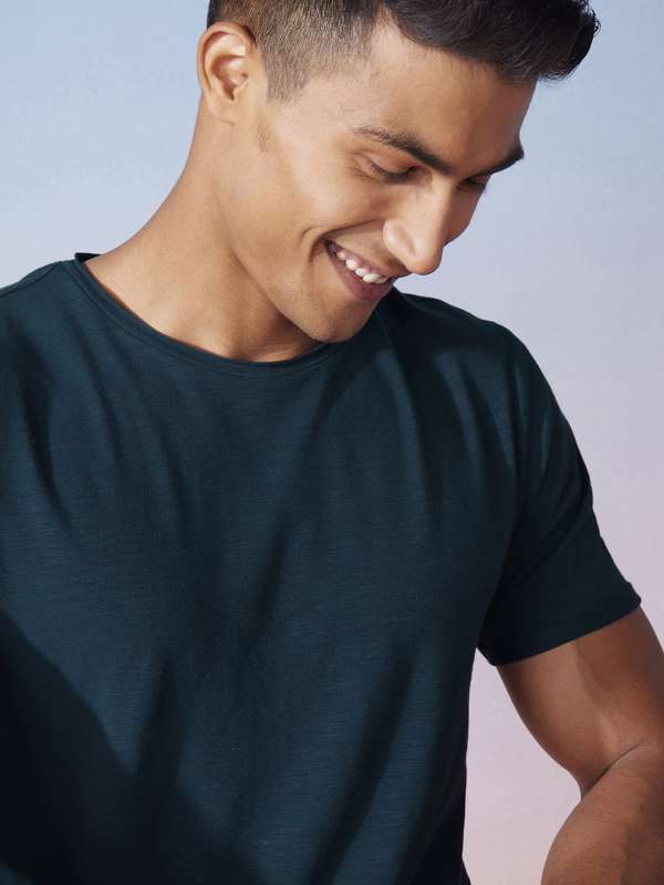 Outfit premium t shirts hotsell