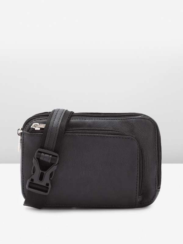 Baggit Men Bags Buy Baggit Men Bags online in India
