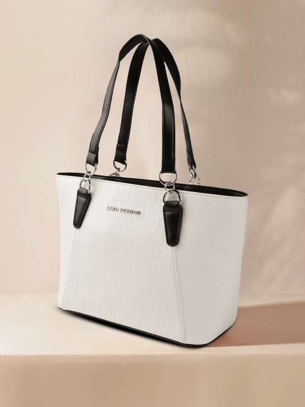Myntra lino perros sale handbags