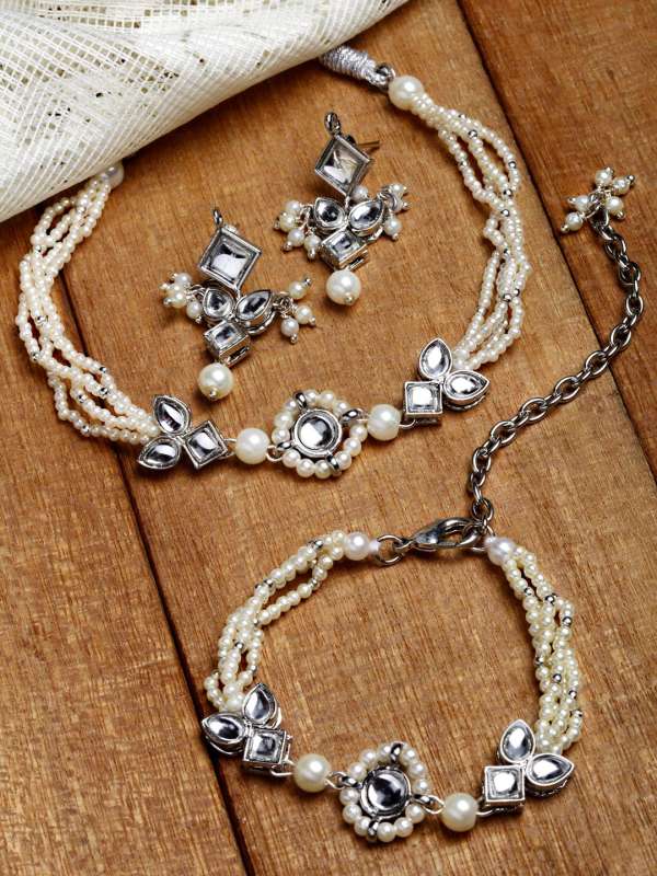 Kundan shop bracelet online
