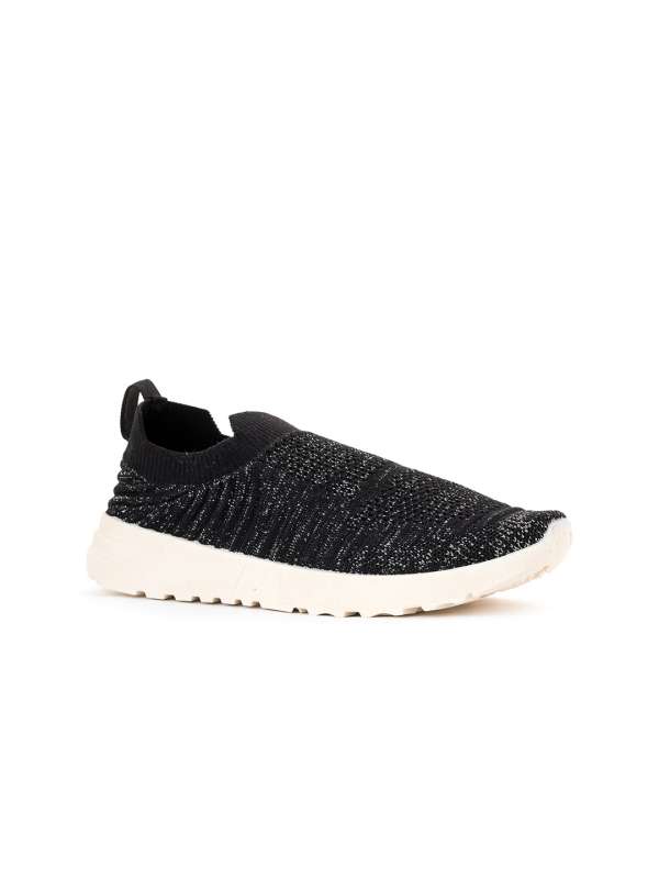 Khadims sports shoes for ladies best sale