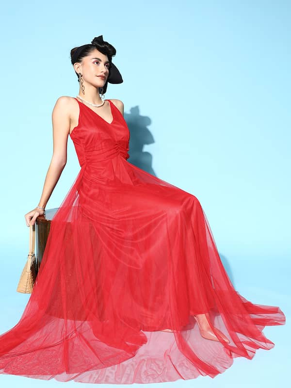 G340, Luxury Red Short Front Long Back Trail Ball Gown, Size (All)PP –  Style Icon www.dressrent.in