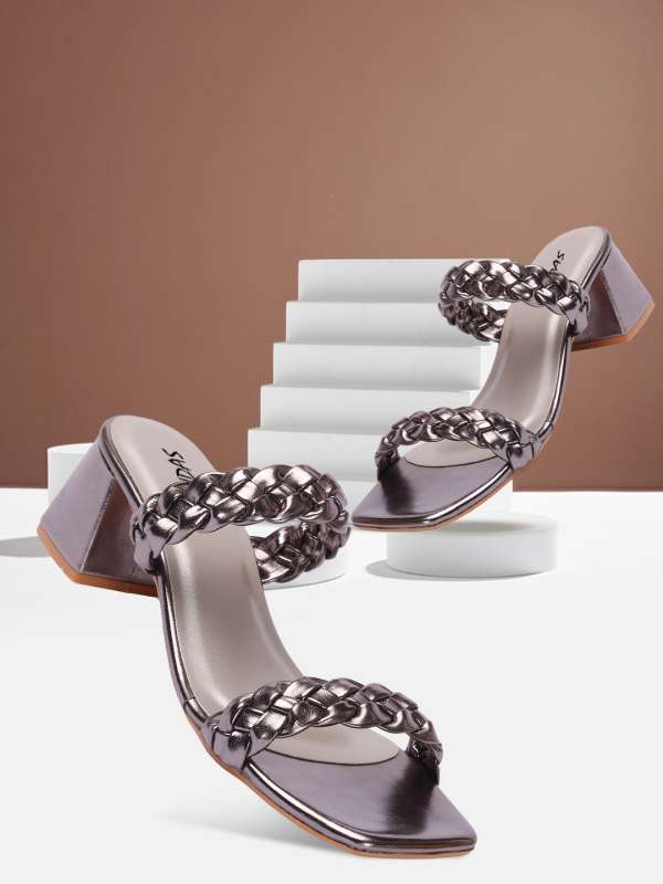 Soft heels hotsell sandals