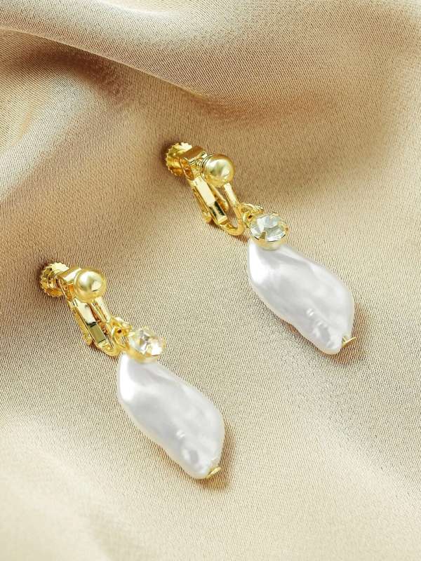 Chandrani pearls earrings online top