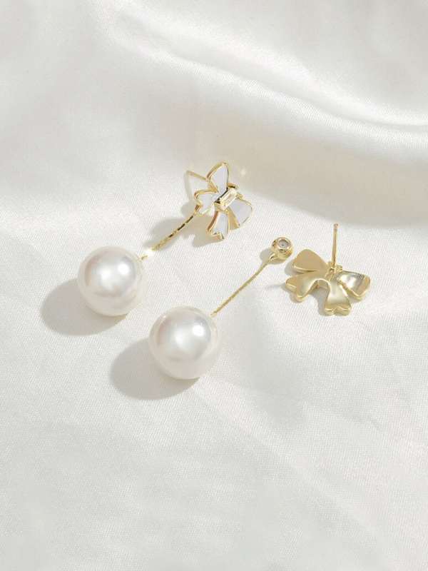 Chandrani pearls earrings online store