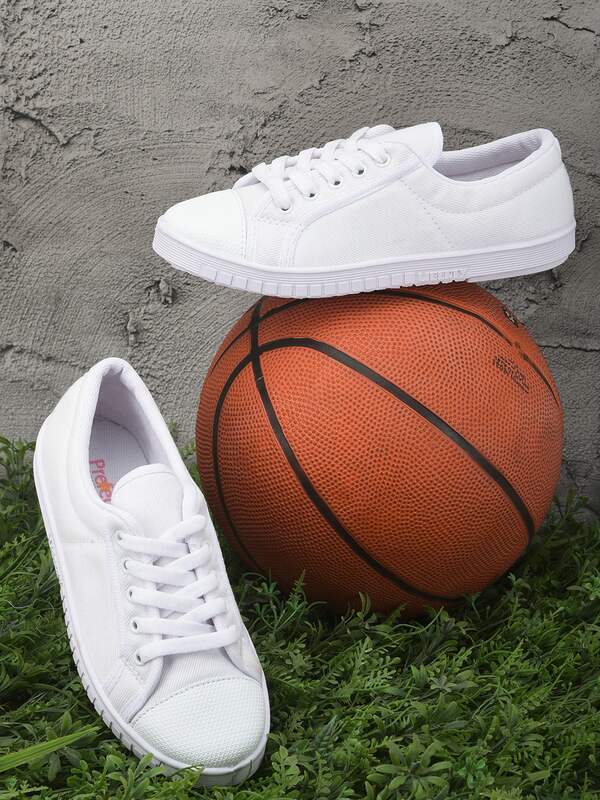 Details 156+ white sneakers under 500 latest