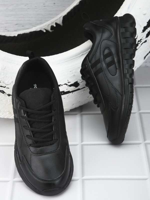 Boys on sale shoes black