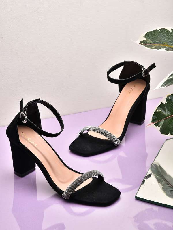 Valiosaa footwear 2024