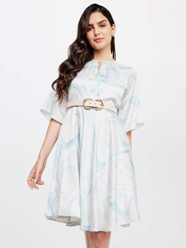 And dresses shop
