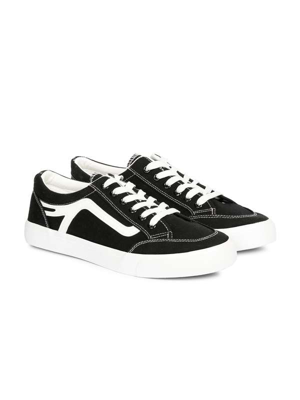 Buy Cipramo Sports Casual Shoes online 