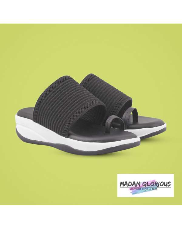 Sandals toe 2025