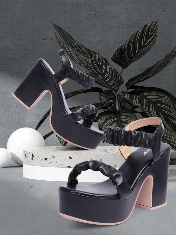 Beach heels hotsell sandals