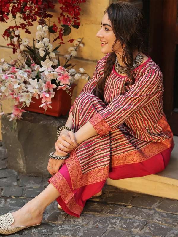 Myntra suits online sale