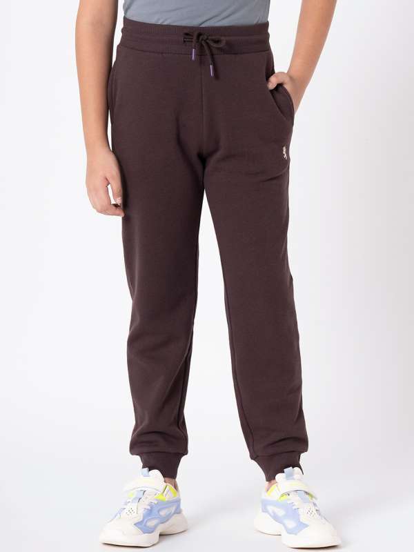Red tape jogger jeans outlet