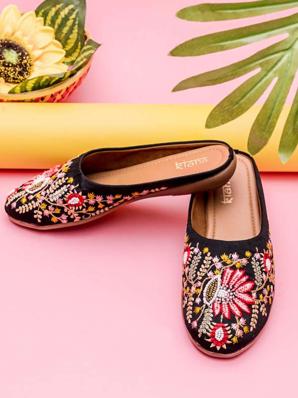 Myntra mojaris deals