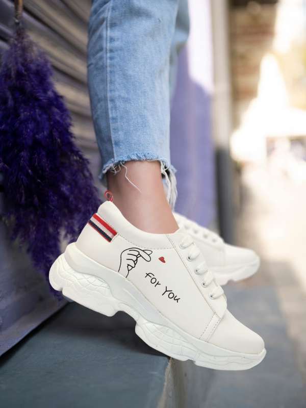 Long walk shoes for girls store